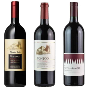 Tre vinflasker med etiketter, fra venstre til højre: "Vigna del Sorbo Fontodi Chianti Gran Selezione," "2018 Fontodi Chianti Classico," og "2017 Filetta di Lamole Chianti Classico."